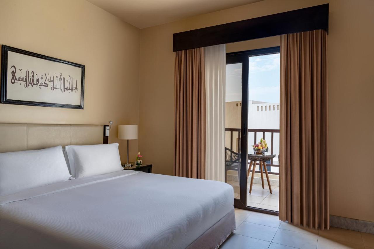 The cove rotana resort ras al khaimah. Новотель Москва Сити номера. Новотель Москва Сити 4. Novotel номера. Гостиница Новотель Москва.